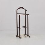 1221 3047 VALET STAND
